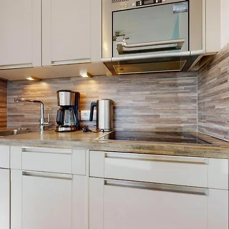 Beachhouse Beachhouse 1 *